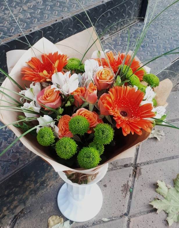 Букет цветов из: Герберы, Хризантемы, Альстромерии и Розы в Балаклаве