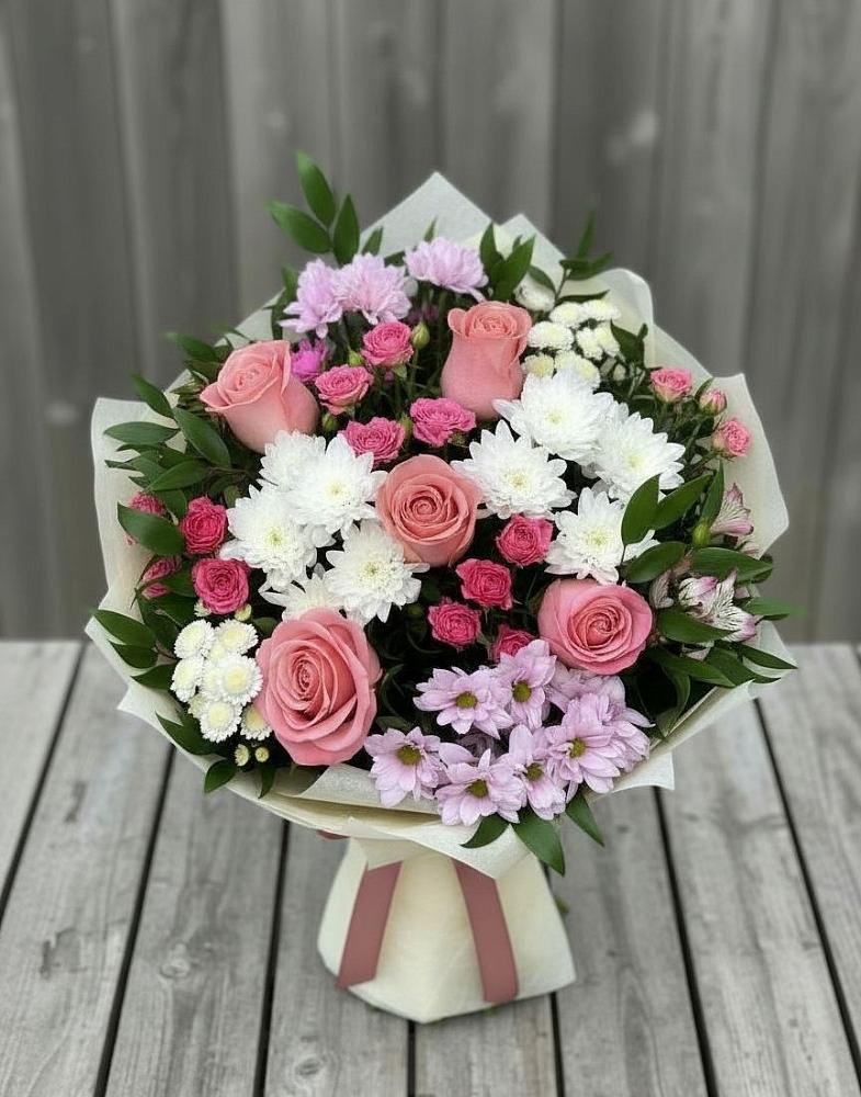Букет цветов из: Альстромерии, Гвоздики, Розы и Хризантемы в Балаклаве