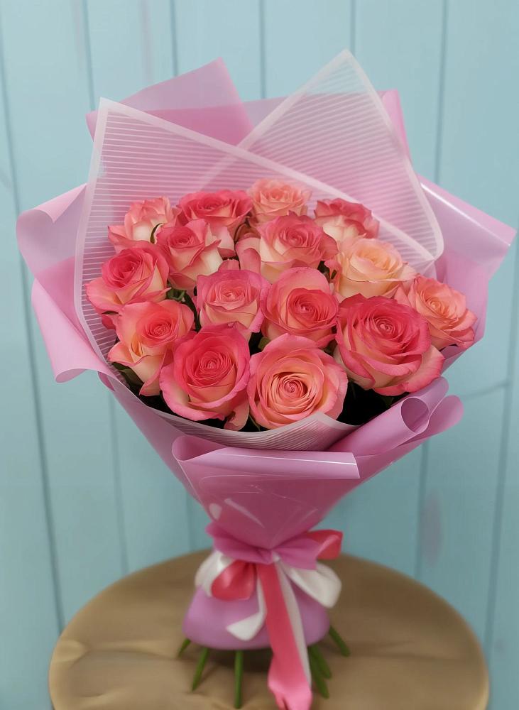 Букет 15 Розовых роз Равель в Балаклаве