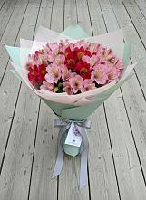 Букет цветов из:  Альстромерии в Балаклаве