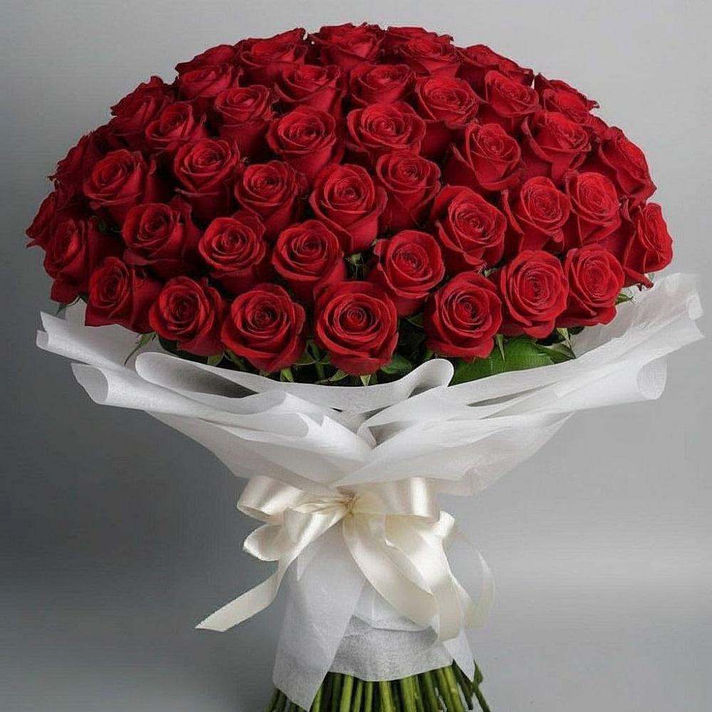 Букет 101 Красная роза Блэк Мэджик в Балаклаве