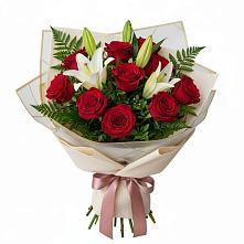 Букет цветов из:  Лилии и Розы в Балаклаве