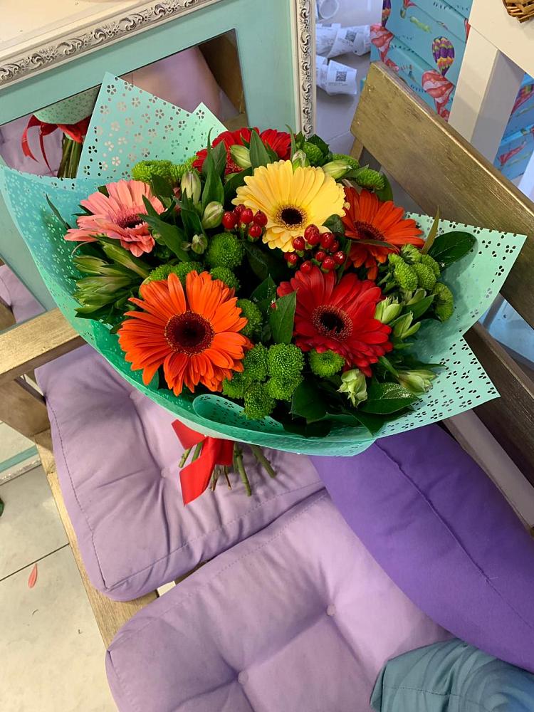 Букет цветов из: Герберы, Хризантемы и Альстромерии в Балаклаве