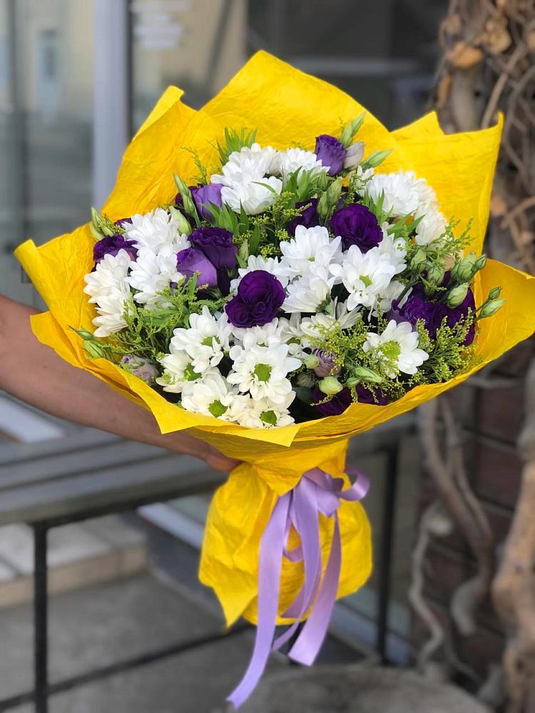 Букет цветов из: Ирисы, Хризантемы и Ромашки в Балаклаве