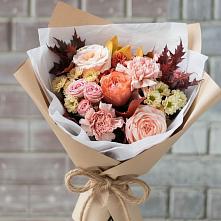 Букет цветов из:  Гвоздики, Хризантемы и Розы в Балаклаве