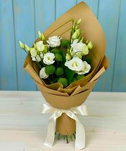 Букет цветов из:  Хризантемы и Лизиантусы #REPLACE_PRED# Балаклаве