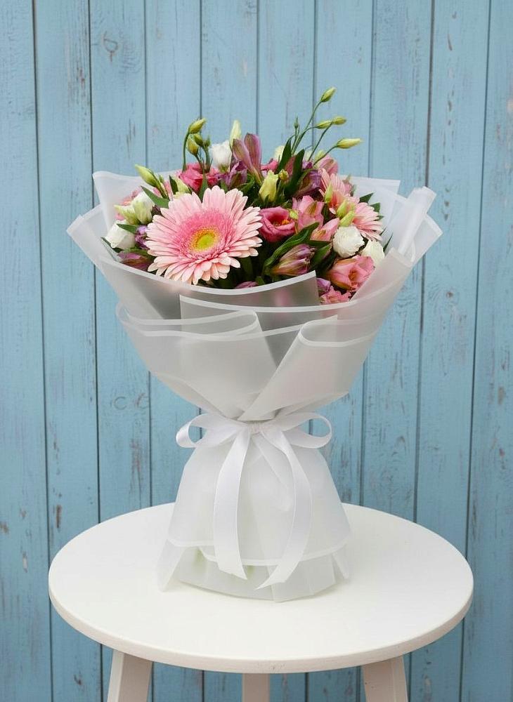 Букет цветов из: Герберы, Альстромерии и Лизиантусы в Балаклаве