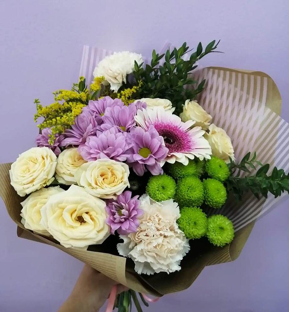 Букет цветов из: Хризантемы, Розы, Гвоздики и Герберы в Балаклаве