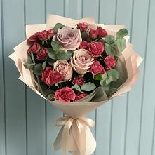 Букет цветов из:  Гвоздики и Розы #REPLACE_PRED# Балаклаве