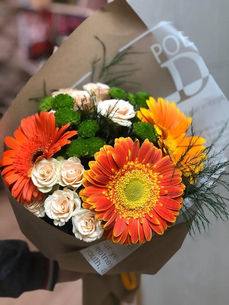 Букет цветов из: Герберы, Хризантемы и Розы в Балаклаве