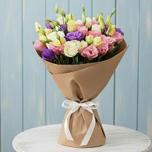 Букет цветов из:  Лизиантусы в Балаклаве