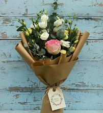 Букет цветов из:  Розы и Лизиантусы #REPLACE_PRED# Балаклаве