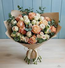 Букет цветов из:  Альстромерии и Розы в Балаклаве