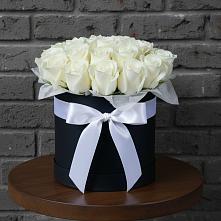 Цветочная композиция из Розы в шляпной коробке в Балаклаве