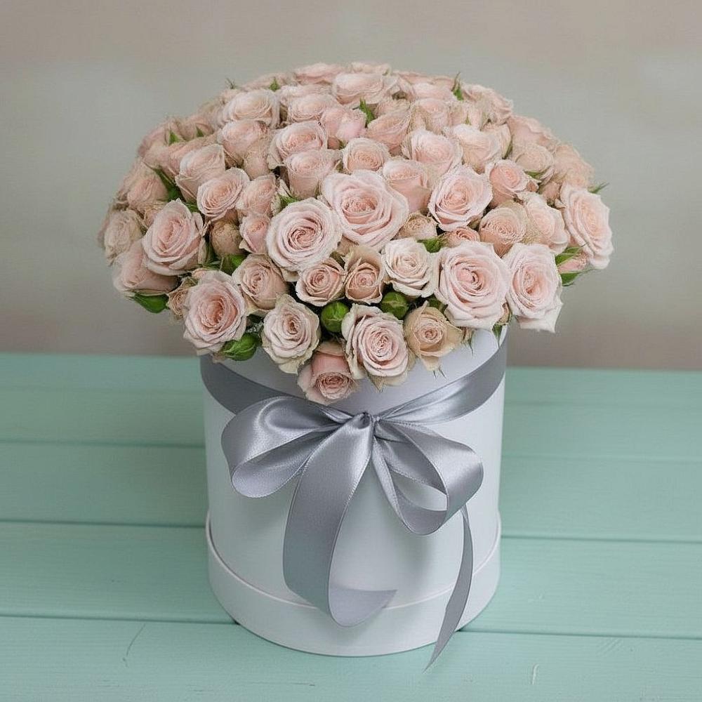 Цветочная композиция из Розы в шляпной коробке в Балаклаве